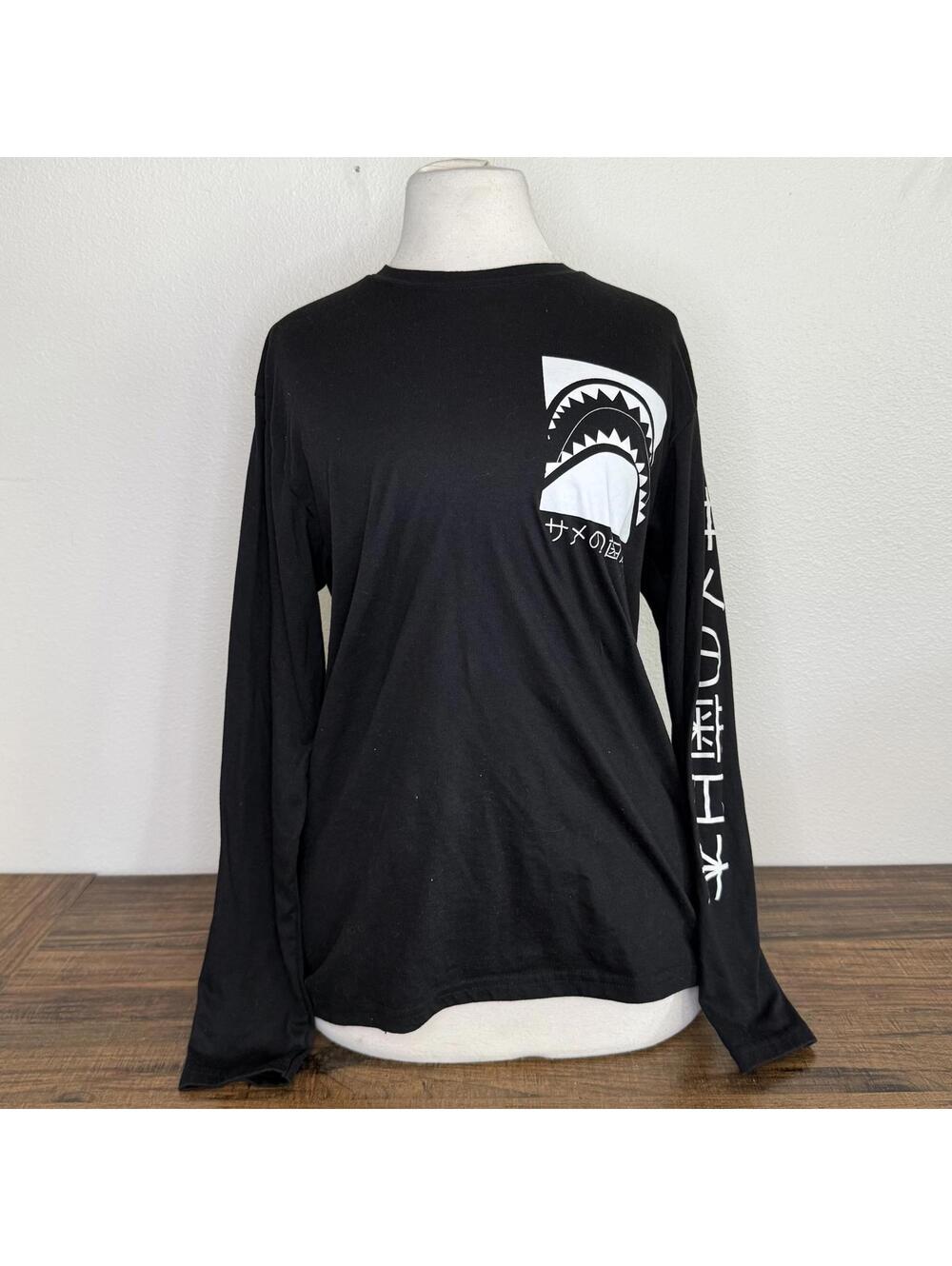 Fresh Laundry Men's Black Long Sleeve Graphic T-Shirt Size M